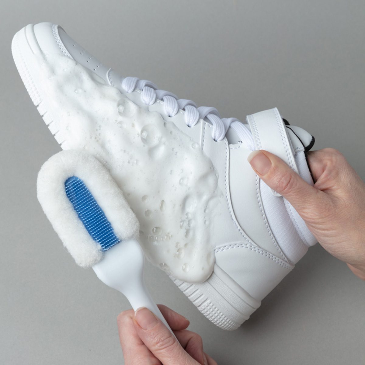 Utilisation de la brosse sneakers Eléphant Maison